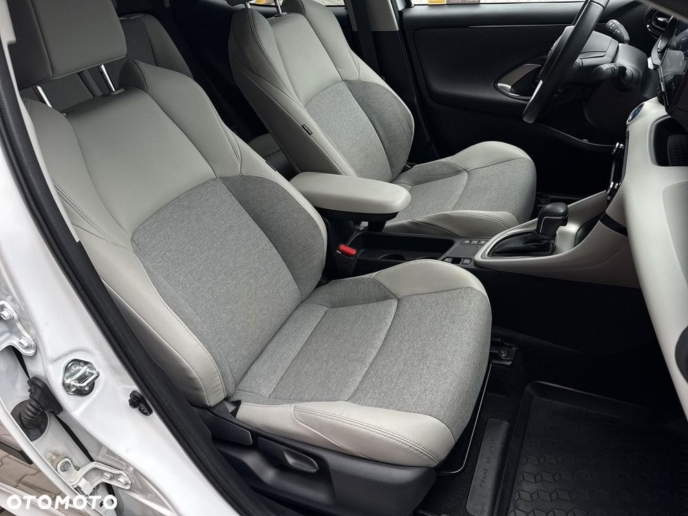 Toyota Yaris - 15
