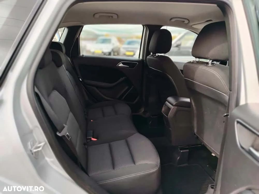 Mercedes-Benz B 180 CDI (BlueEFFICIENCY) - 10