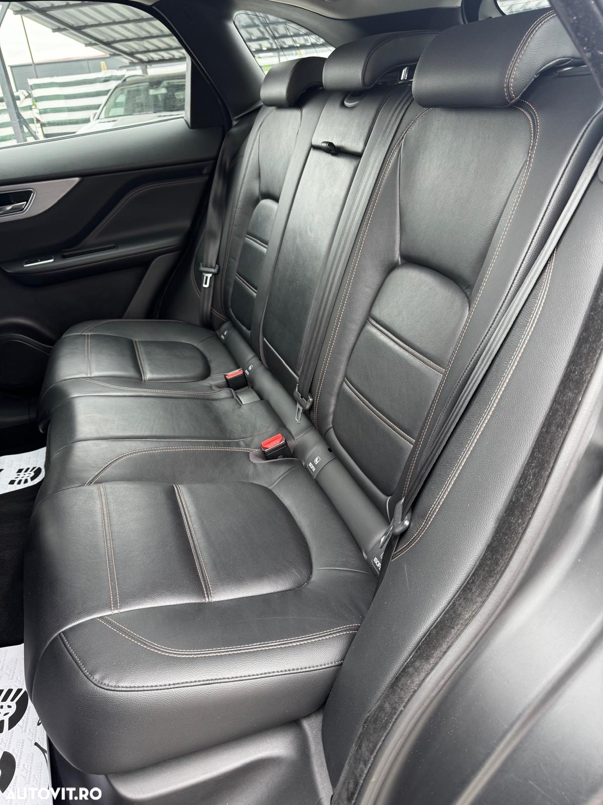Jaguar F-Pace 20d Aut. Portfolio - 14