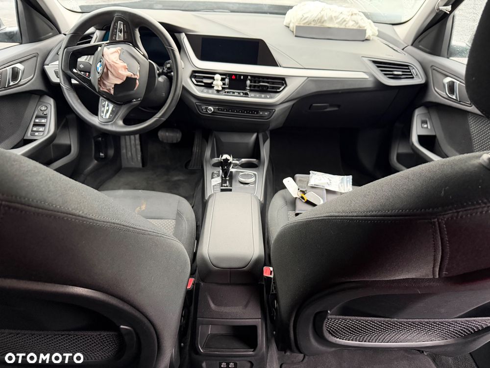 BMW Seria 1 116d Edition Metropolitan - 10