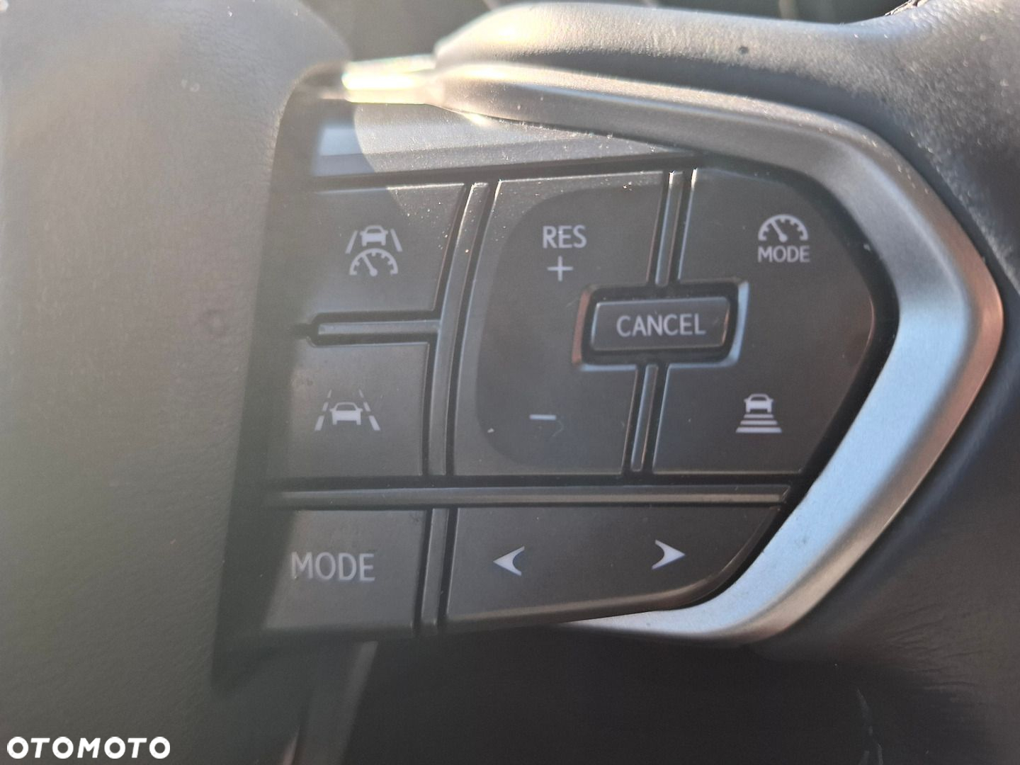 Lexus NX - 32