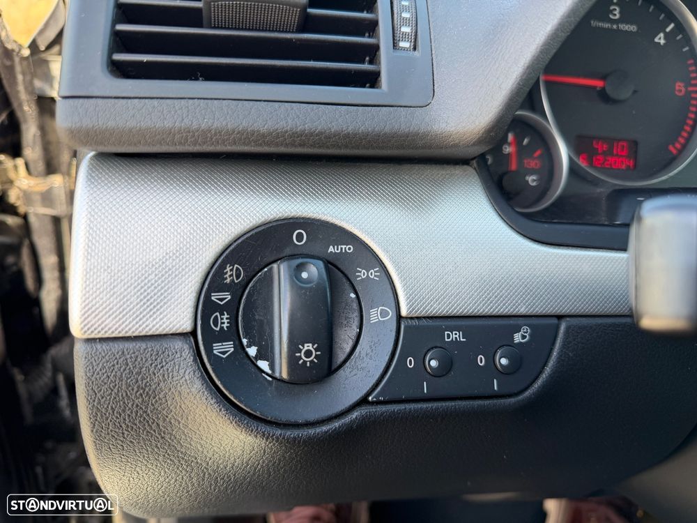 Audi A4 2.0 TDI Advance Multitronic - 18