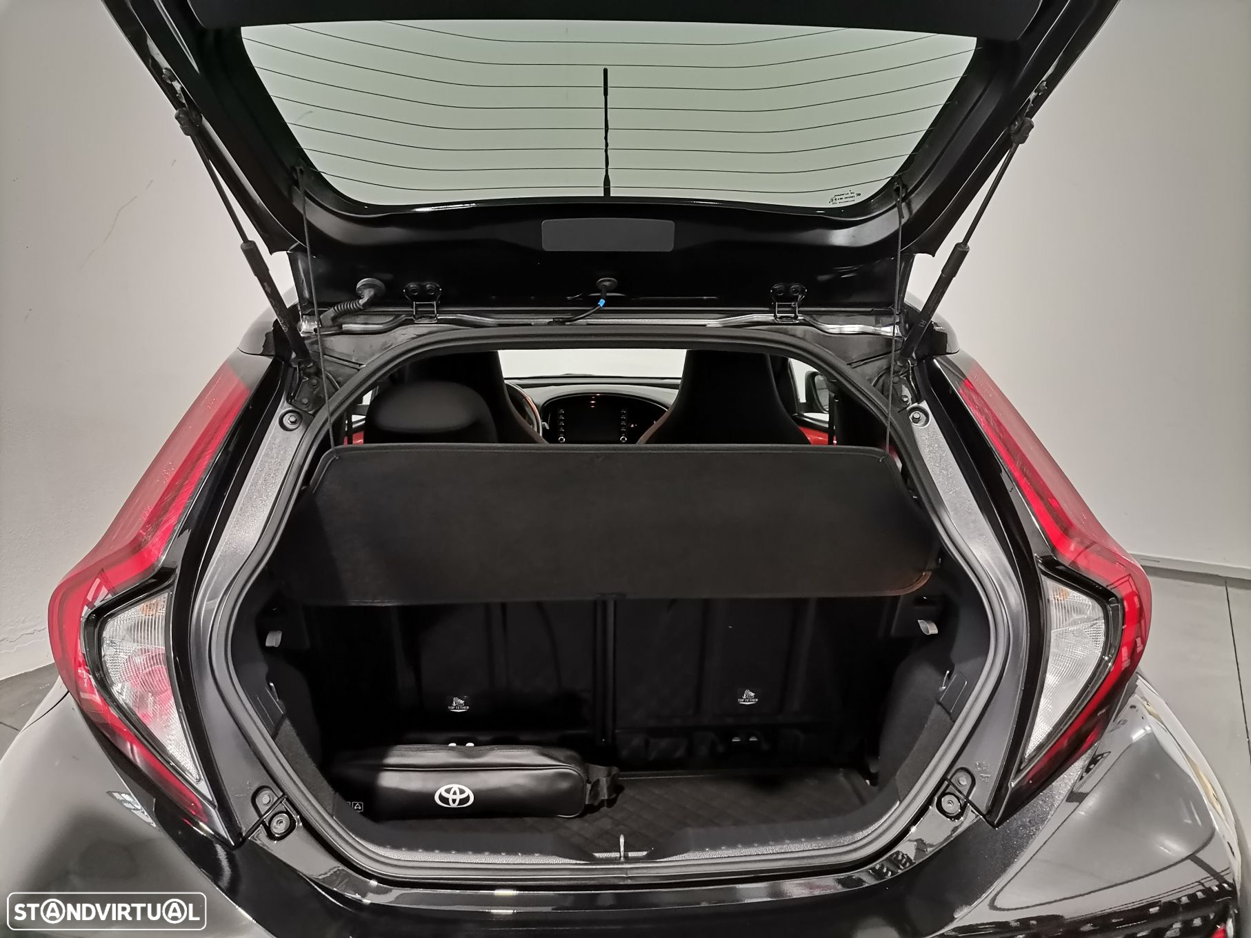 Toyota Aygo X 1.0 Pulse - 10