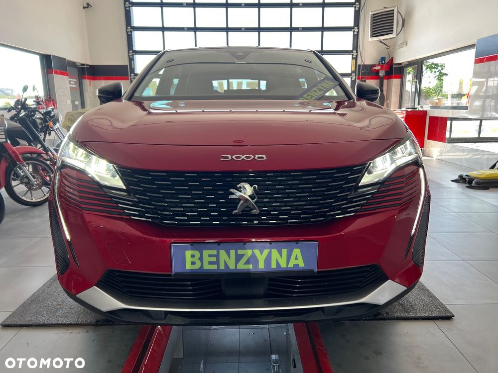 Peugeot 3008 1.2 PureTech Active S&S EAT8 - 12