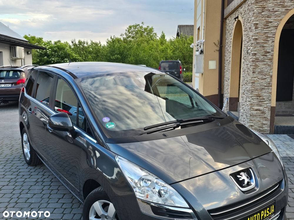 Peugeot 5008 - 9