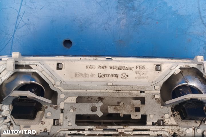 Lampa plafon fata 1K0947105 1K0959613C 1K0947133 Volkswagen VW Golf 6 - 9