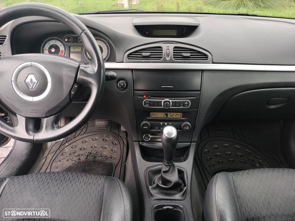Renault Laguna 2.2 dCi Priv. Luxe Auto. - 11