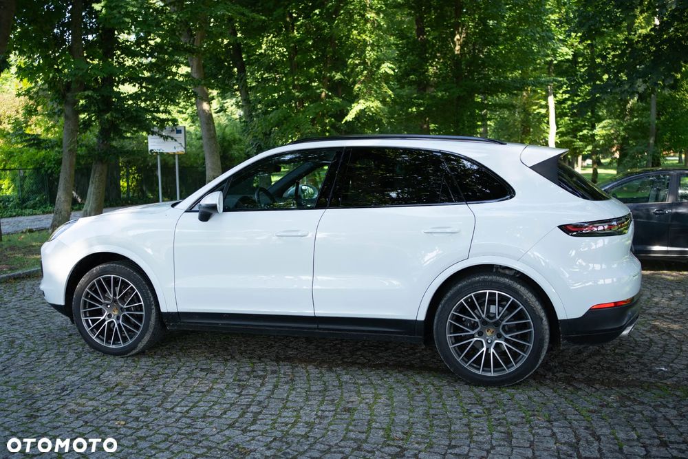Porsche Cayenne Standard - 3