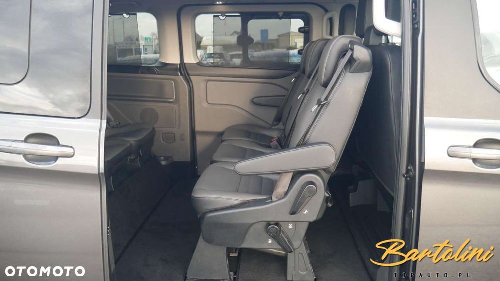 Ford Tourneo Custom - 13