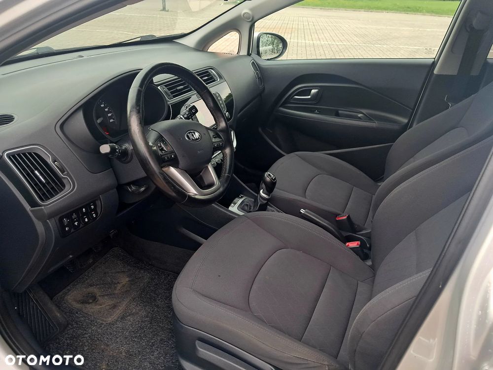 Kia Rio 1.4 M - 18