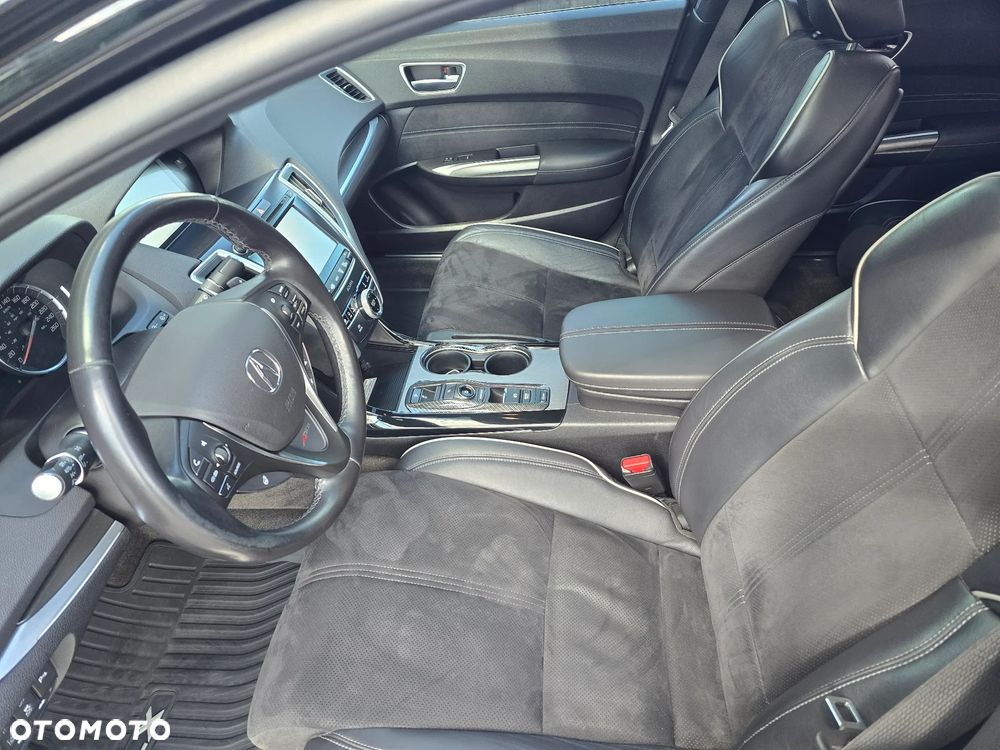 Acura TLX - 29
