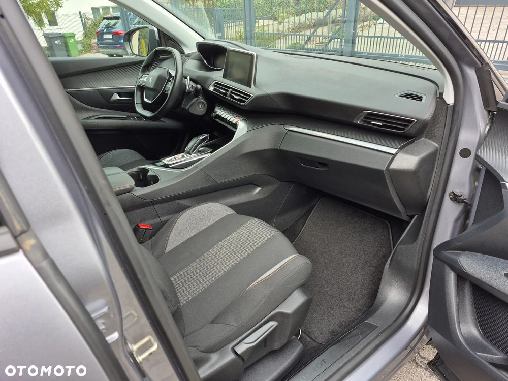 Peugeot 3008 - 28