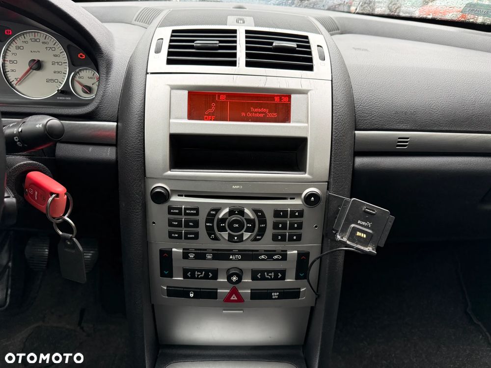 Peugeot 407 SW 140 - 15