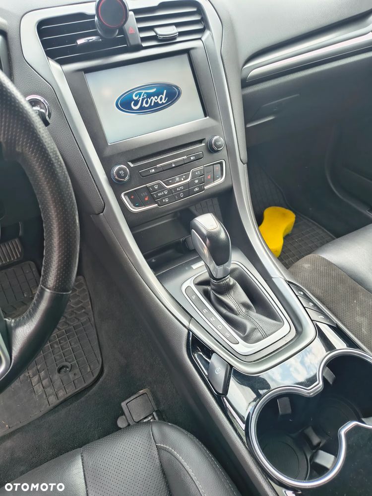Ford Mondeo 2.0 TDCi Titanium PowerShift - 14