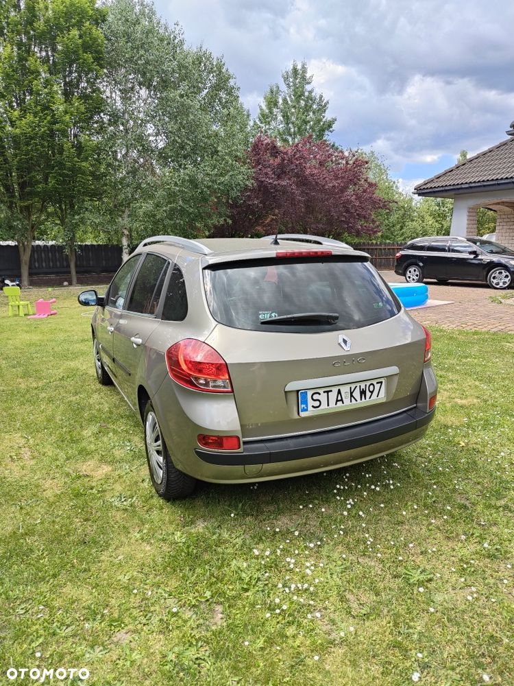 Renault Clio - 5