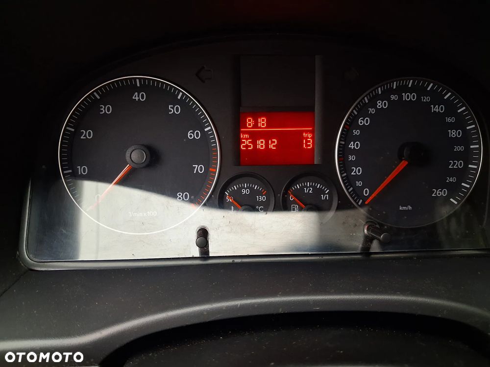 Volkswagen Caddy - 7