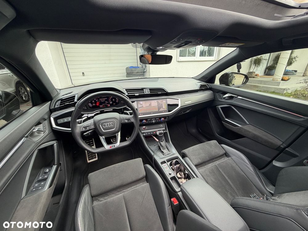 Audi RS Q3 Sportback - 22