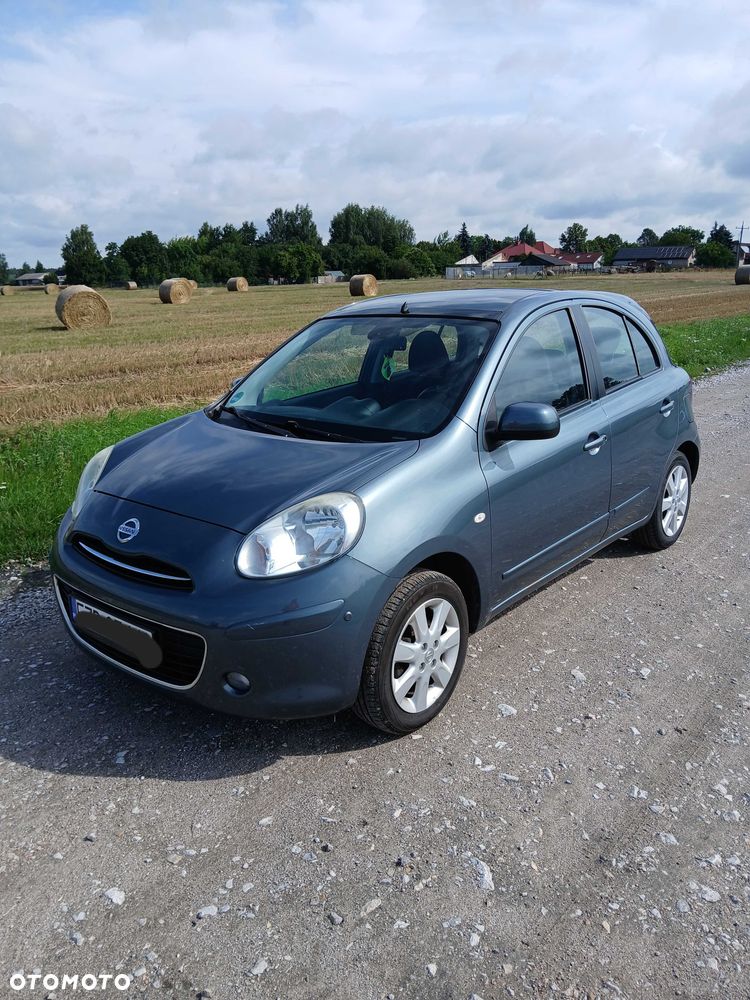 Nissan Micra - 1