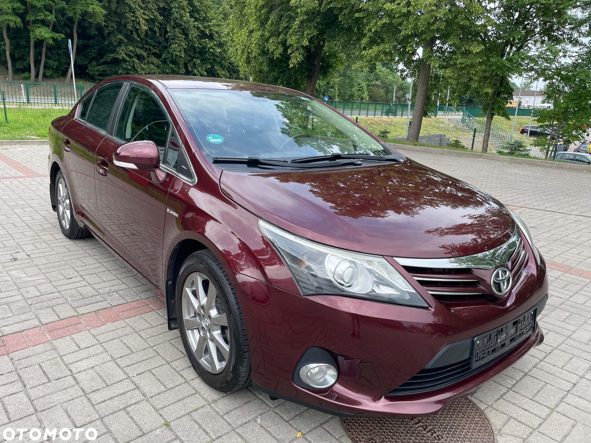 Toyota Avensis 1.8 Executive - 2