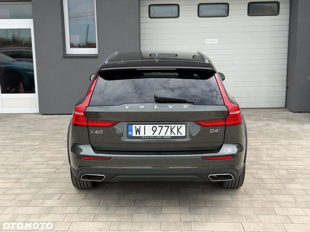Volvo V60 Cross Country D4 AWD - 6