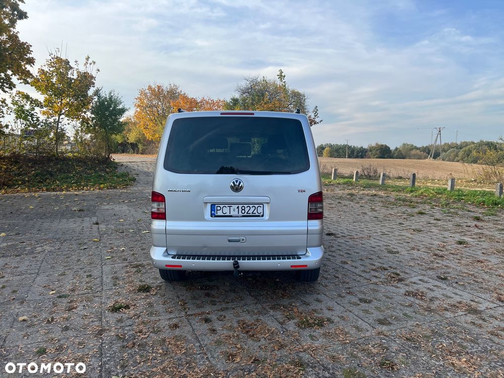 Volkswagen Multivan - 8