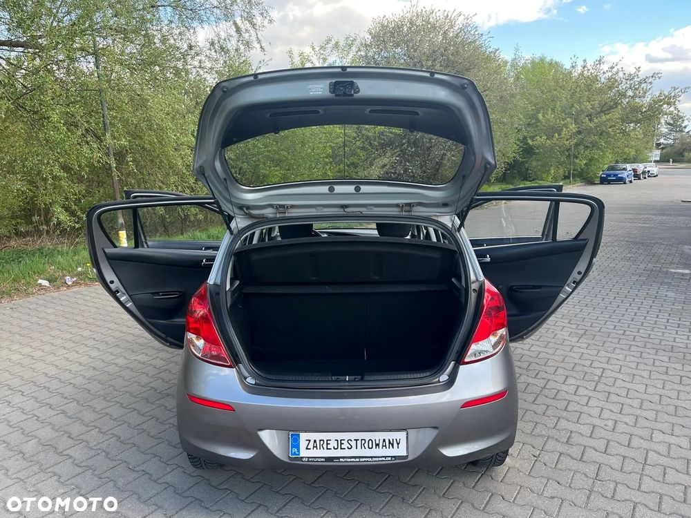 Hyundai i20 1.25 Comfort - 16