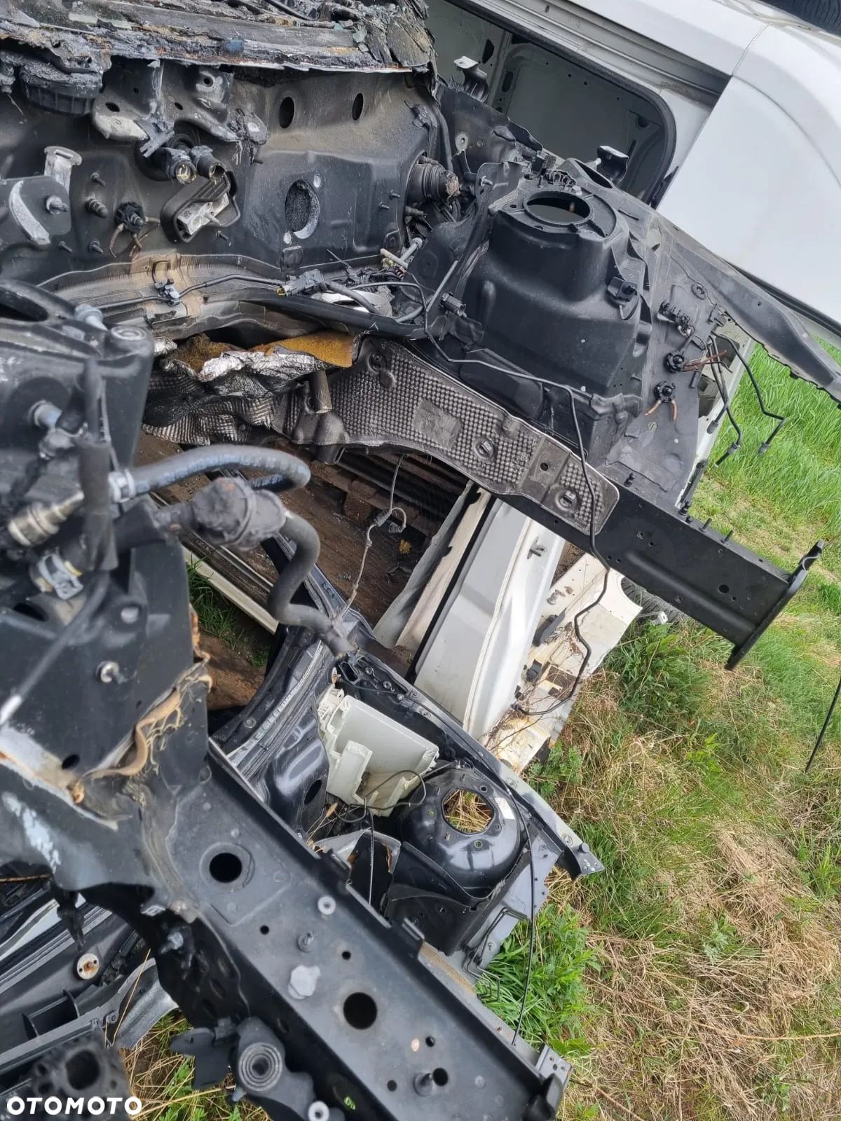 Karoseria goła uszkodzona dokumenty DE Audi A6 C8 22r. - 1
