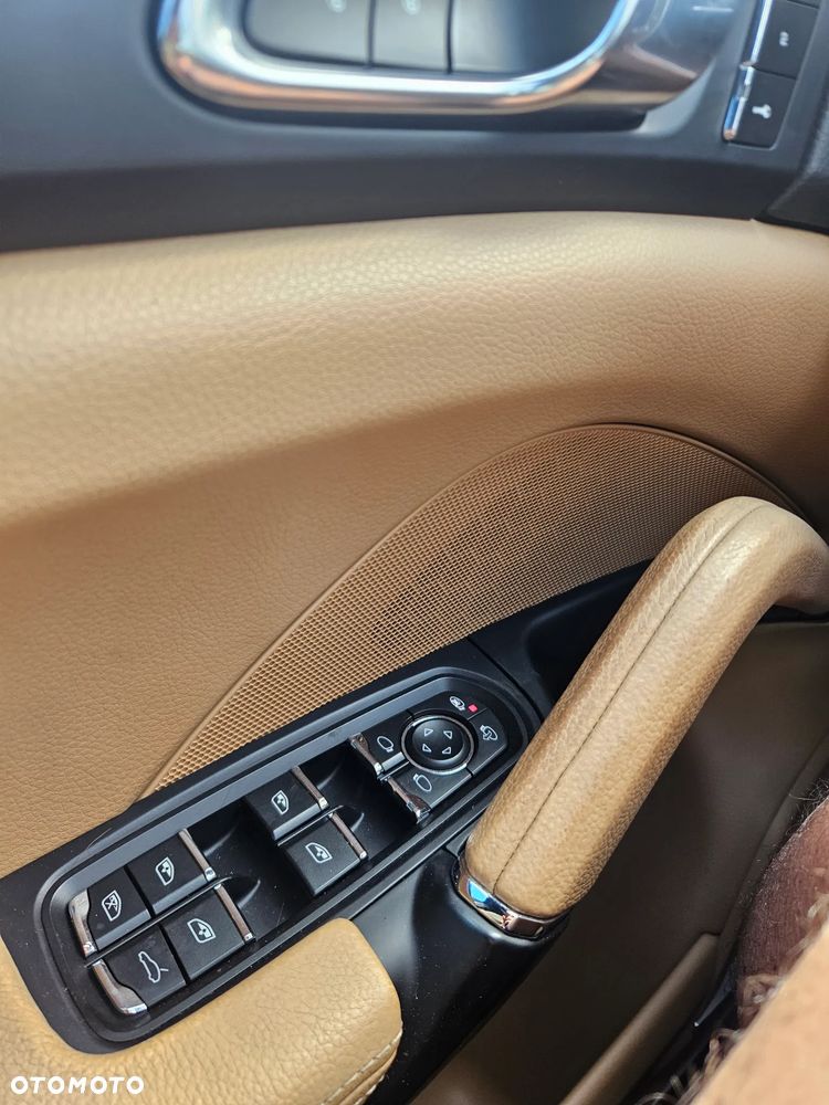 Porsche Cayenne Diesel Platinum Edition - 23