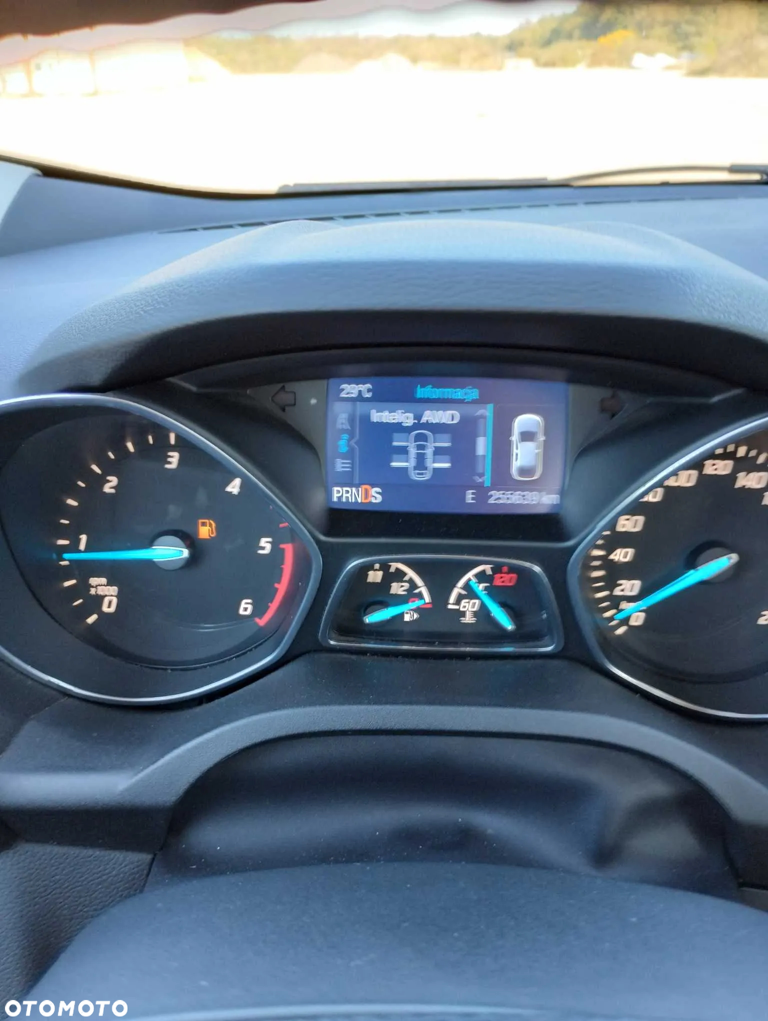 Ford Kuga 2.0 TDCi 4x4 Titanium - 11