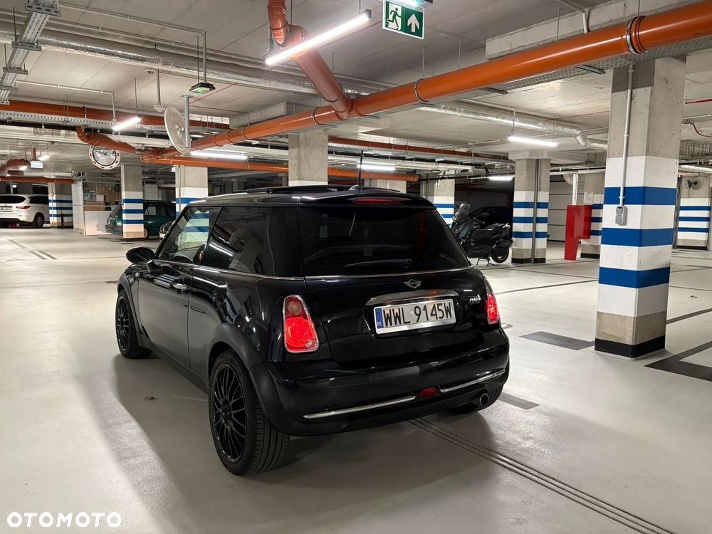 MINI ONE Standard - 27