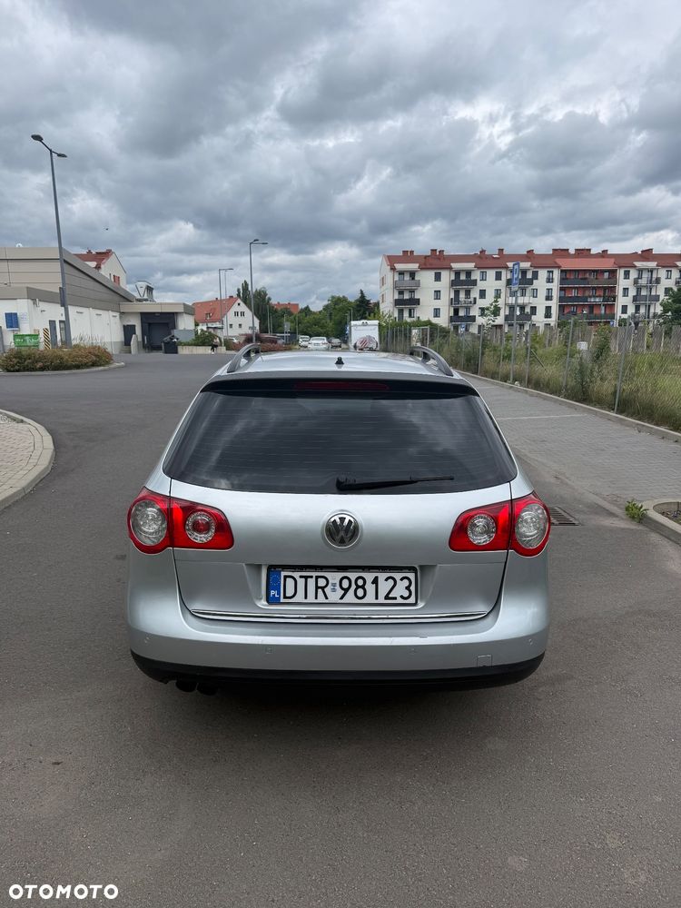 Volkswagen Passat - 5