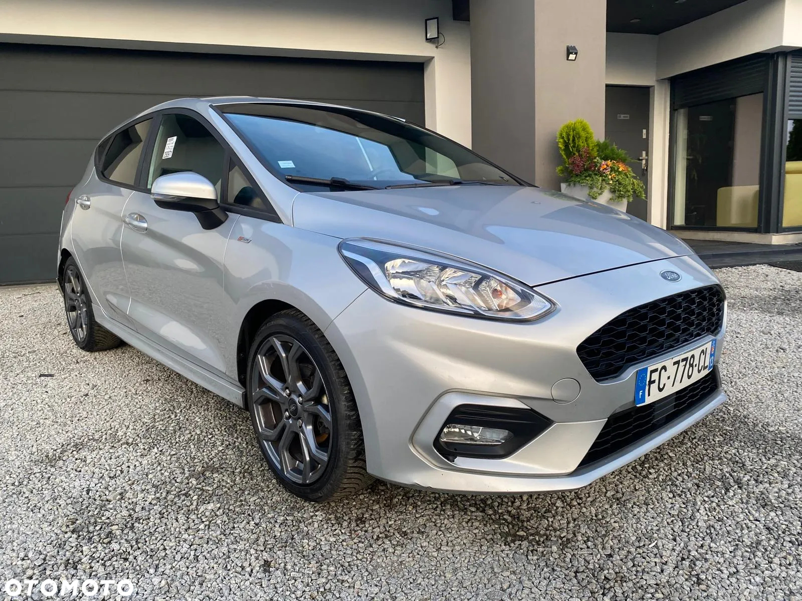 Ford Fiesta - 2
