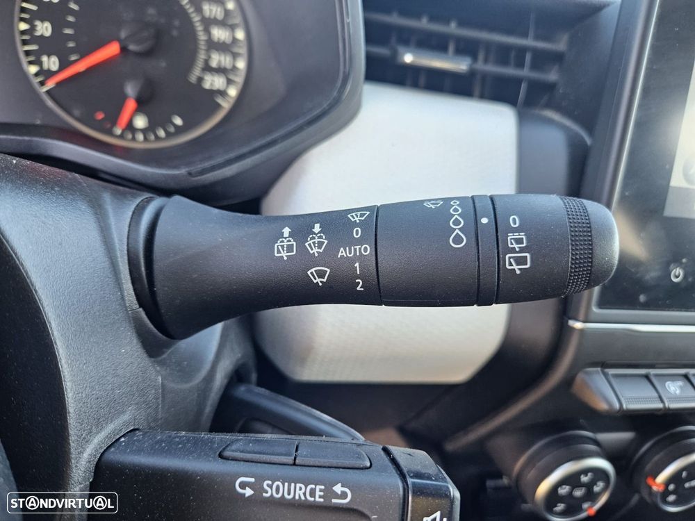 Renault Clio 1.0 TCe Evolution - 36