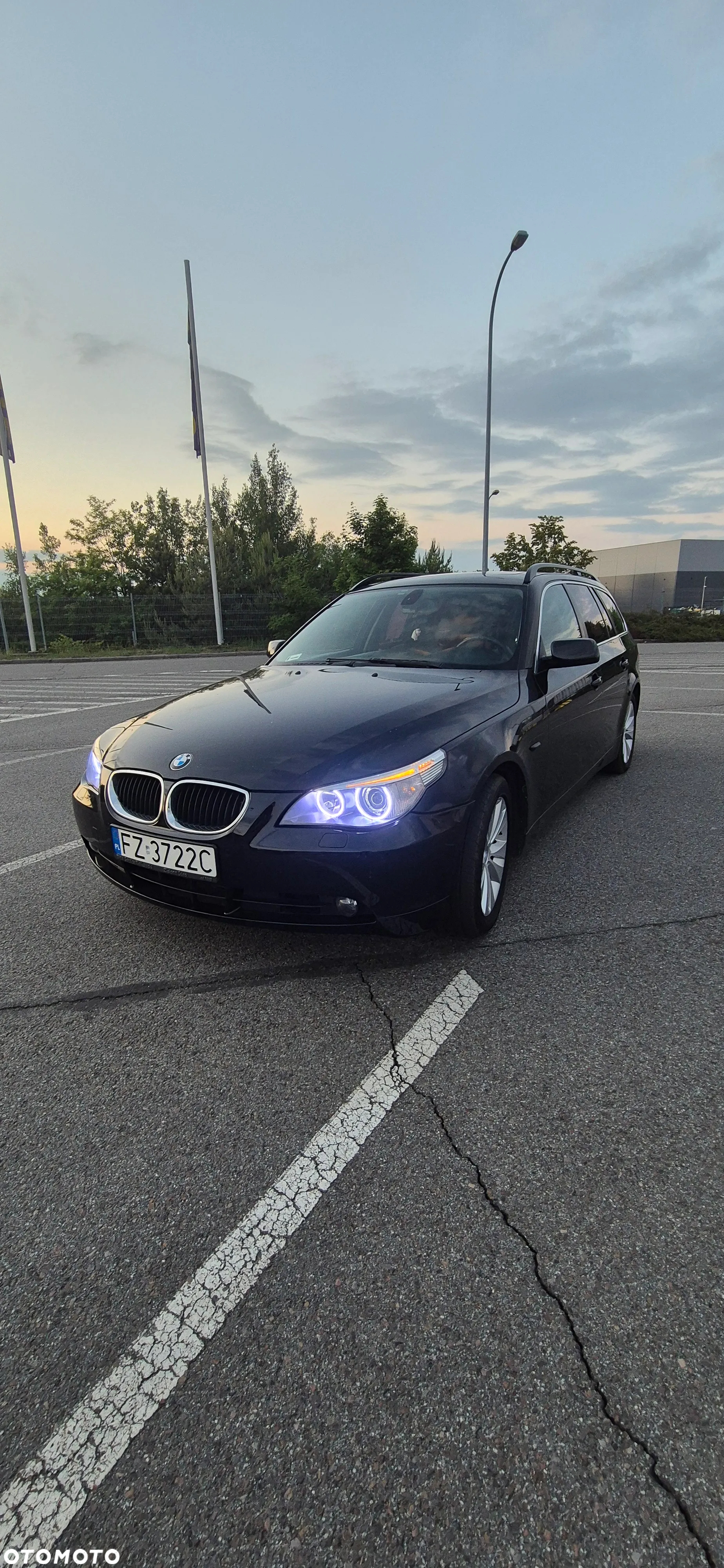 BMW Seria 5 520d Touring - 6