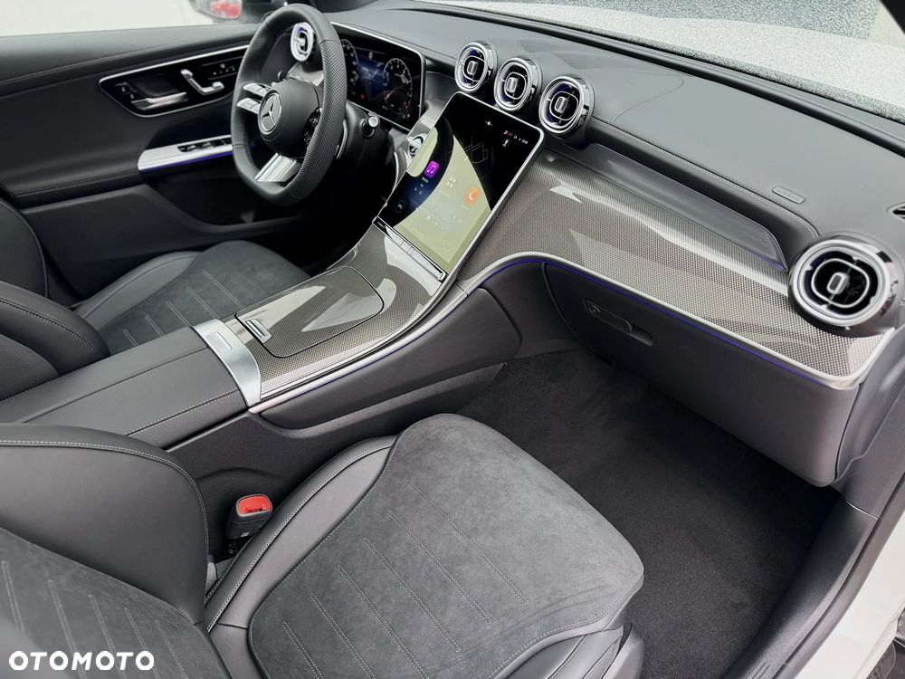 Mercedes-Benz GLC - 22