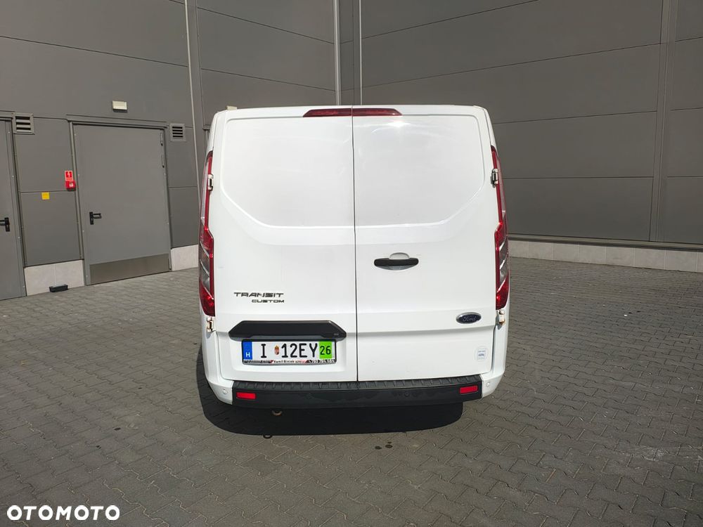 Ford TRANSIT CUSTOM - 16