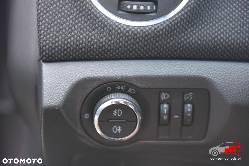 Chevrolet Cruze - 32