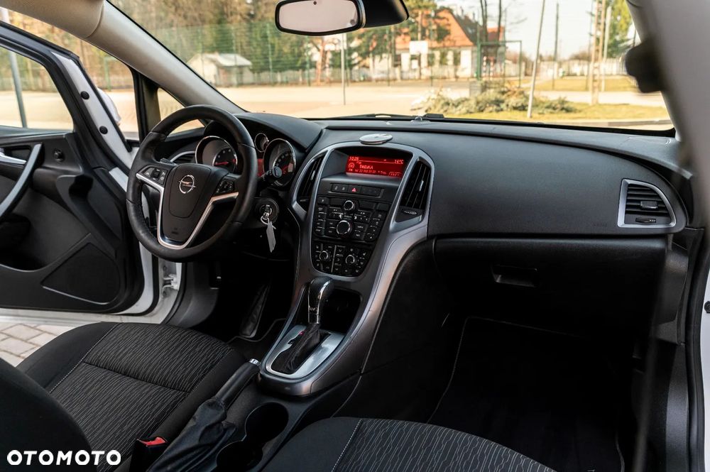 Opel Astra 1.4 Turbo Automatik Cosmo - 20