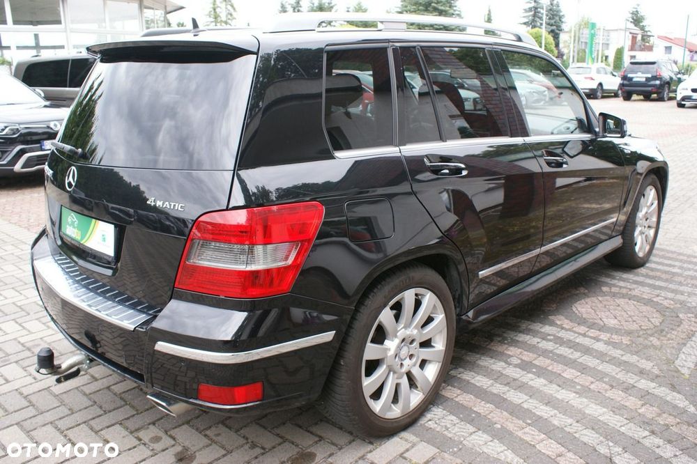 Mercedes-Benz GLK - 23