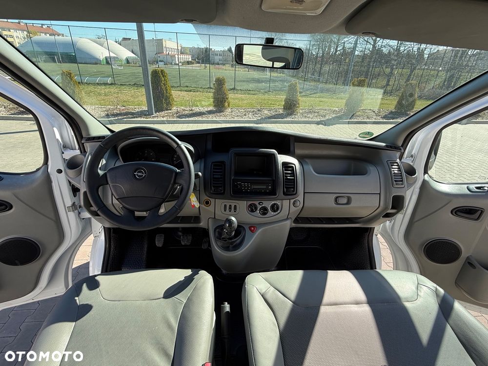 Opel Vivaro - 13