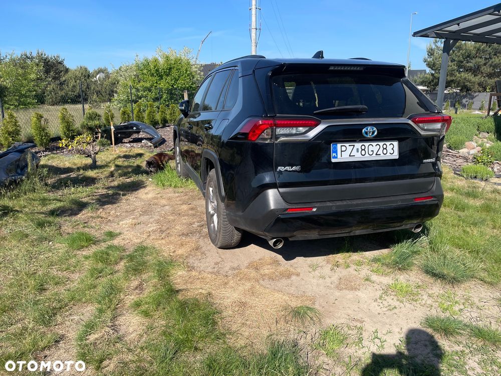 Toyota RAV4 - 4