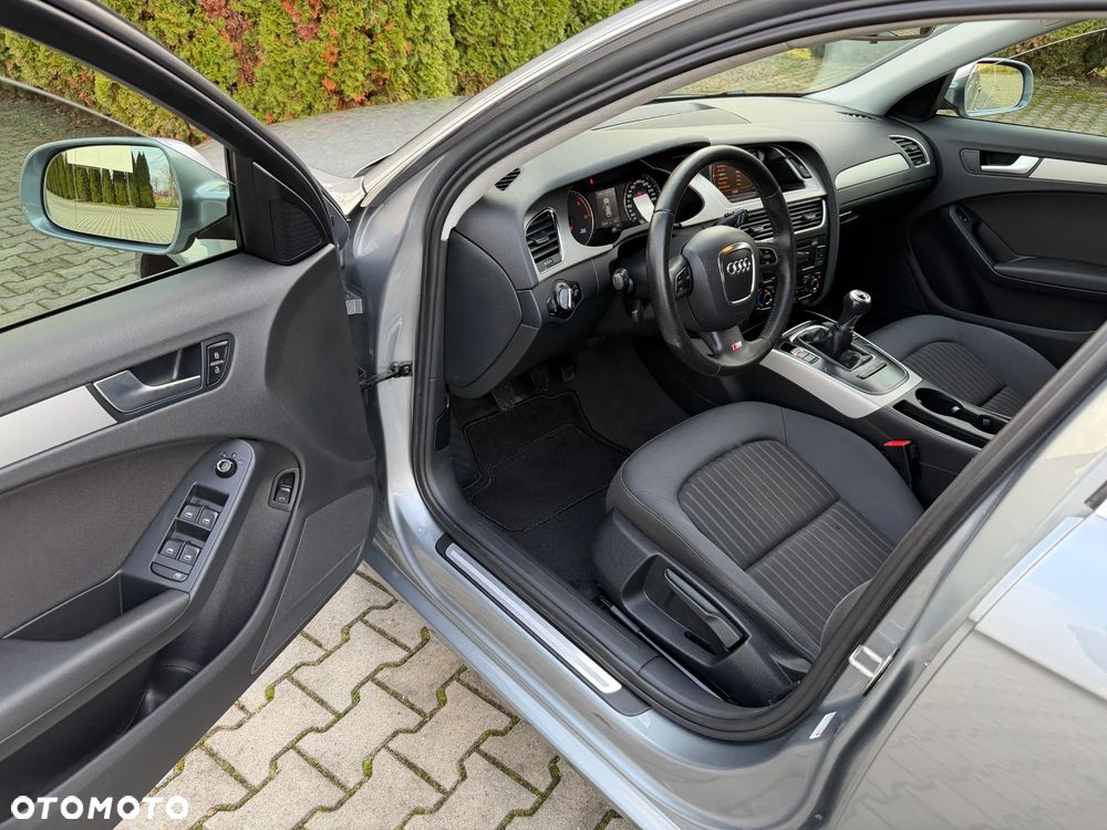 Audi A4 Avant 2.0 TDI Limited Edition - 26