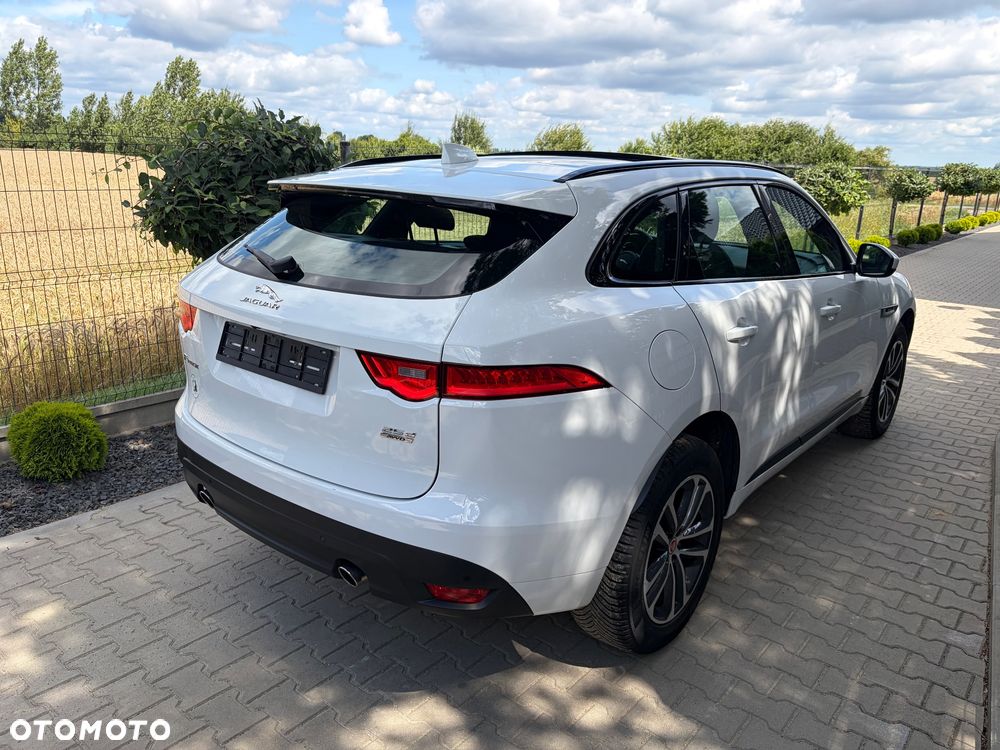 Jaguar F-Pace 2.0 i4D AWD R-Sport - 7