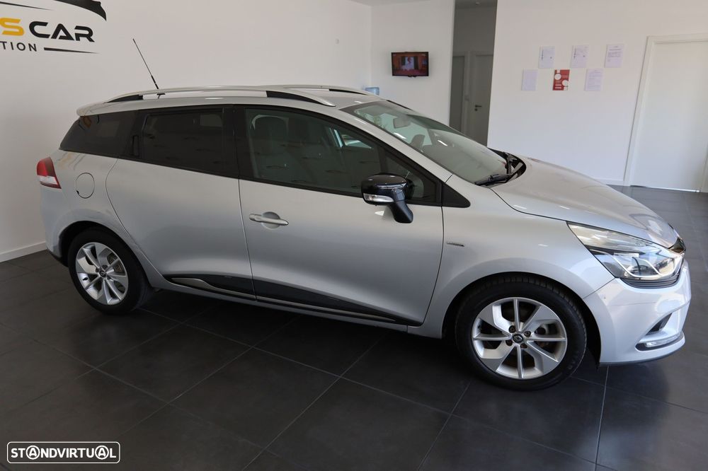 Renault Clio Sport Tourer - 6