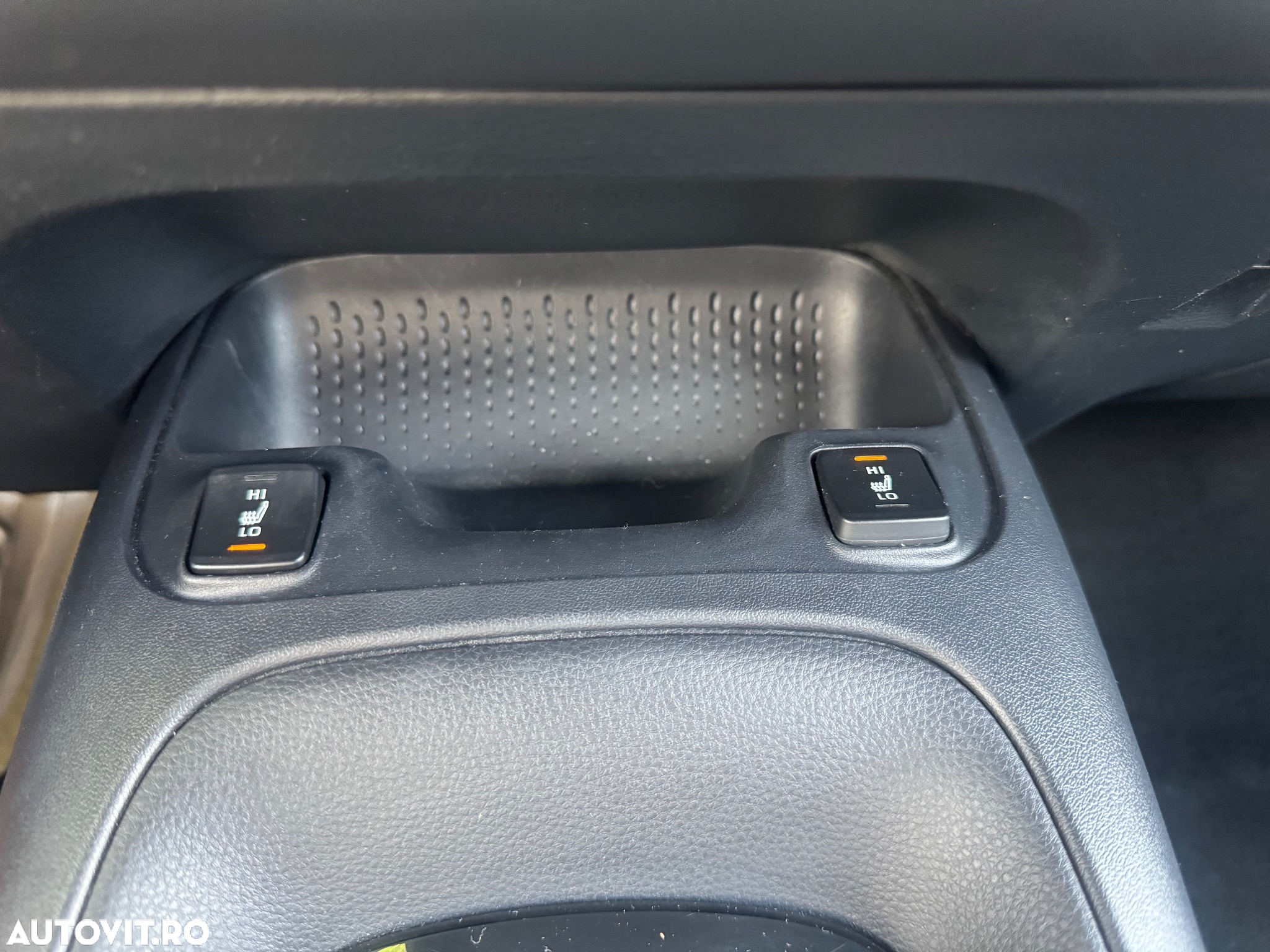 Toyota Corolla 1.8 Hybrid Comfort - 19