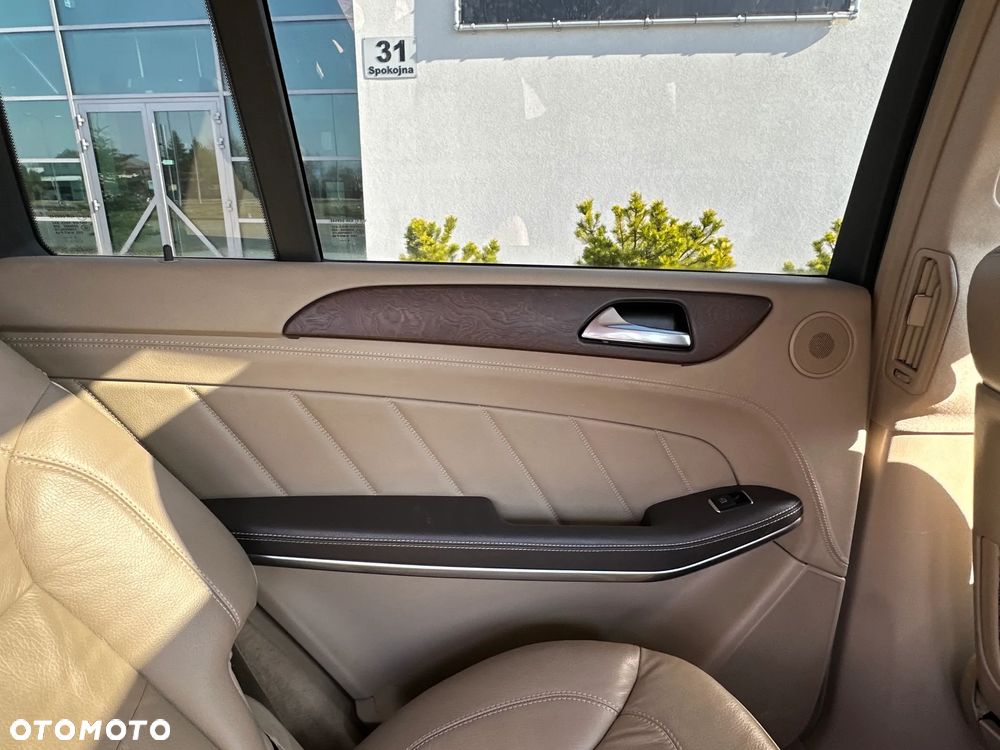 Mercedes-Benz GL - 34