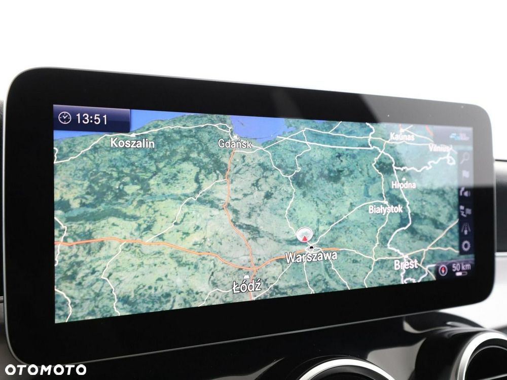 Mercedes-Benz Klasa C 300 4Matic 9G-TRONIC Avantgarde - 28