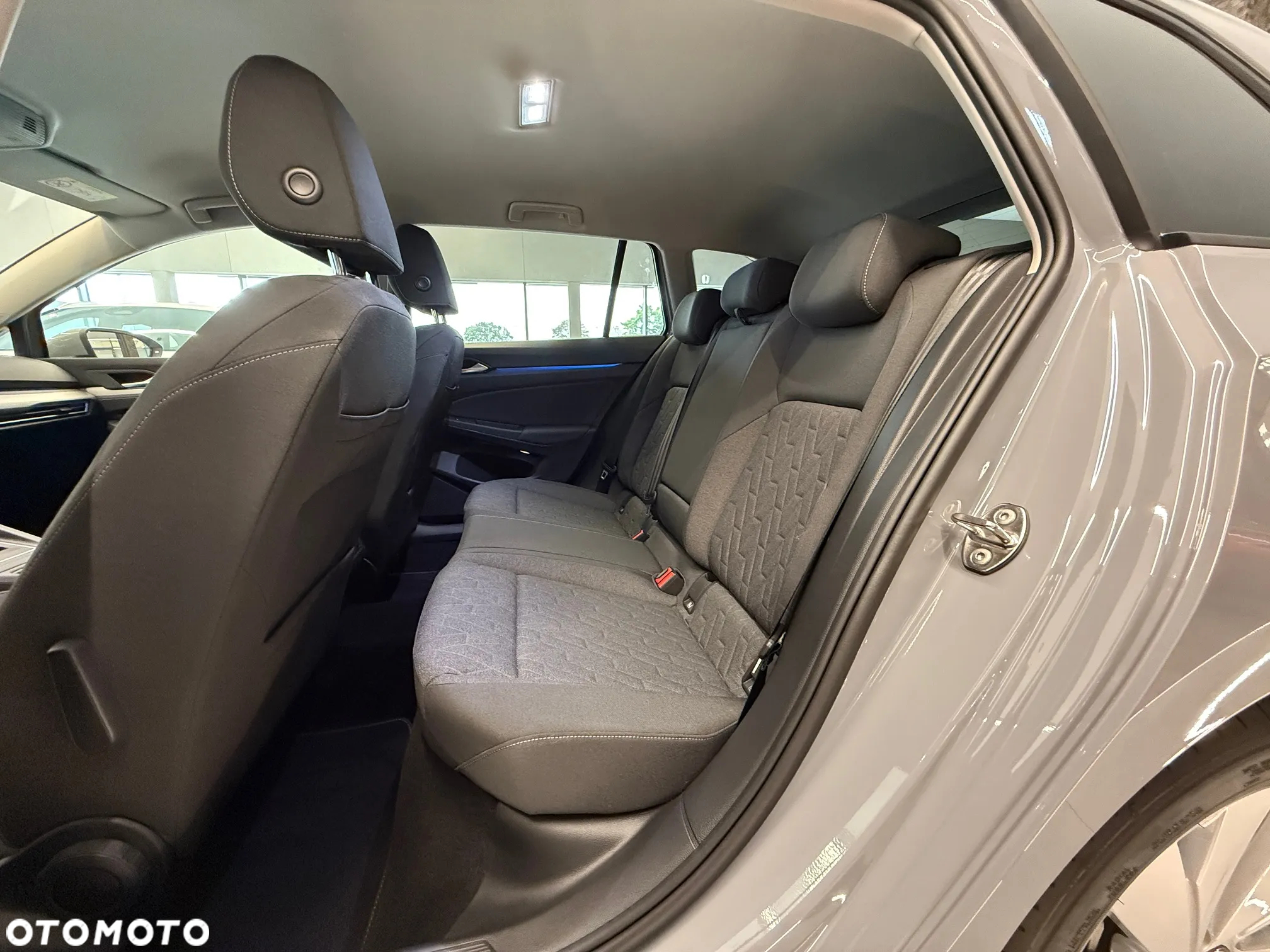 Volkswagen Golf - 16