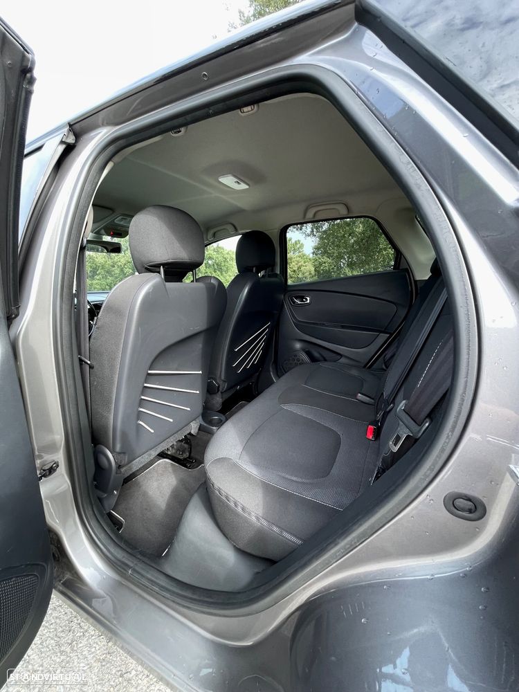 Renault Captur 1.5 dCi Exclusive - 18