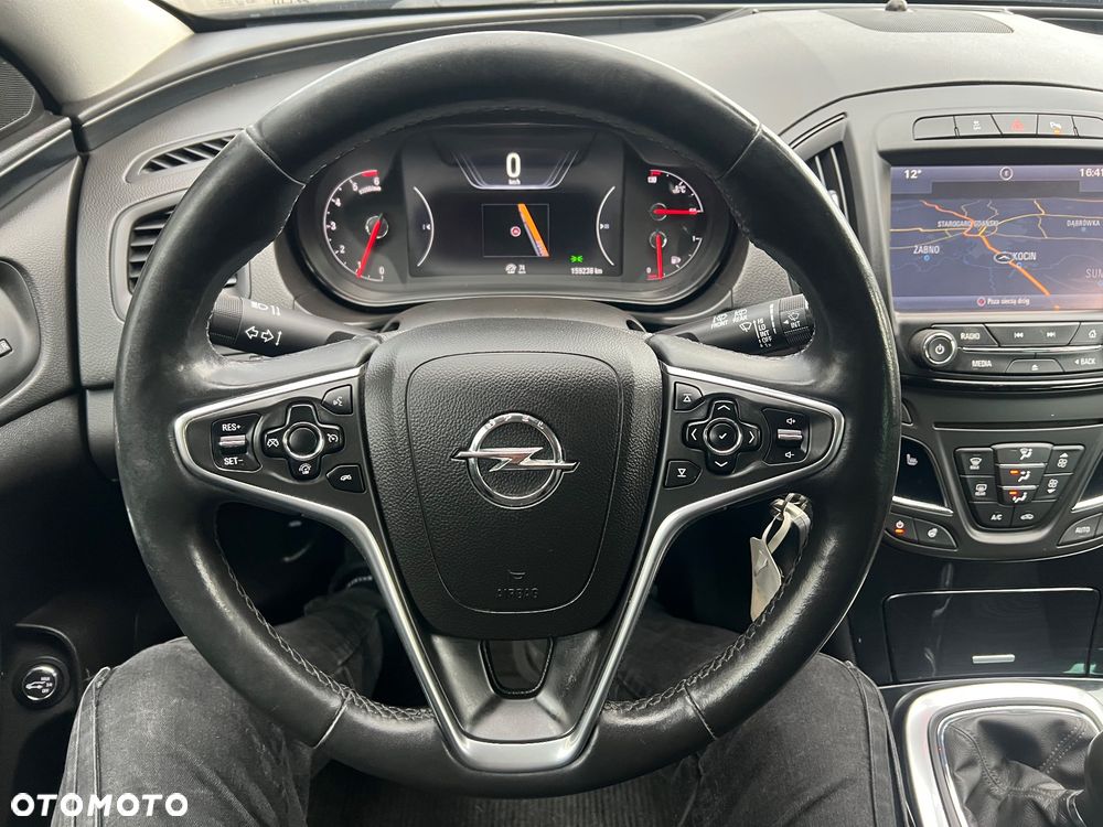 Opel Insignia - 26